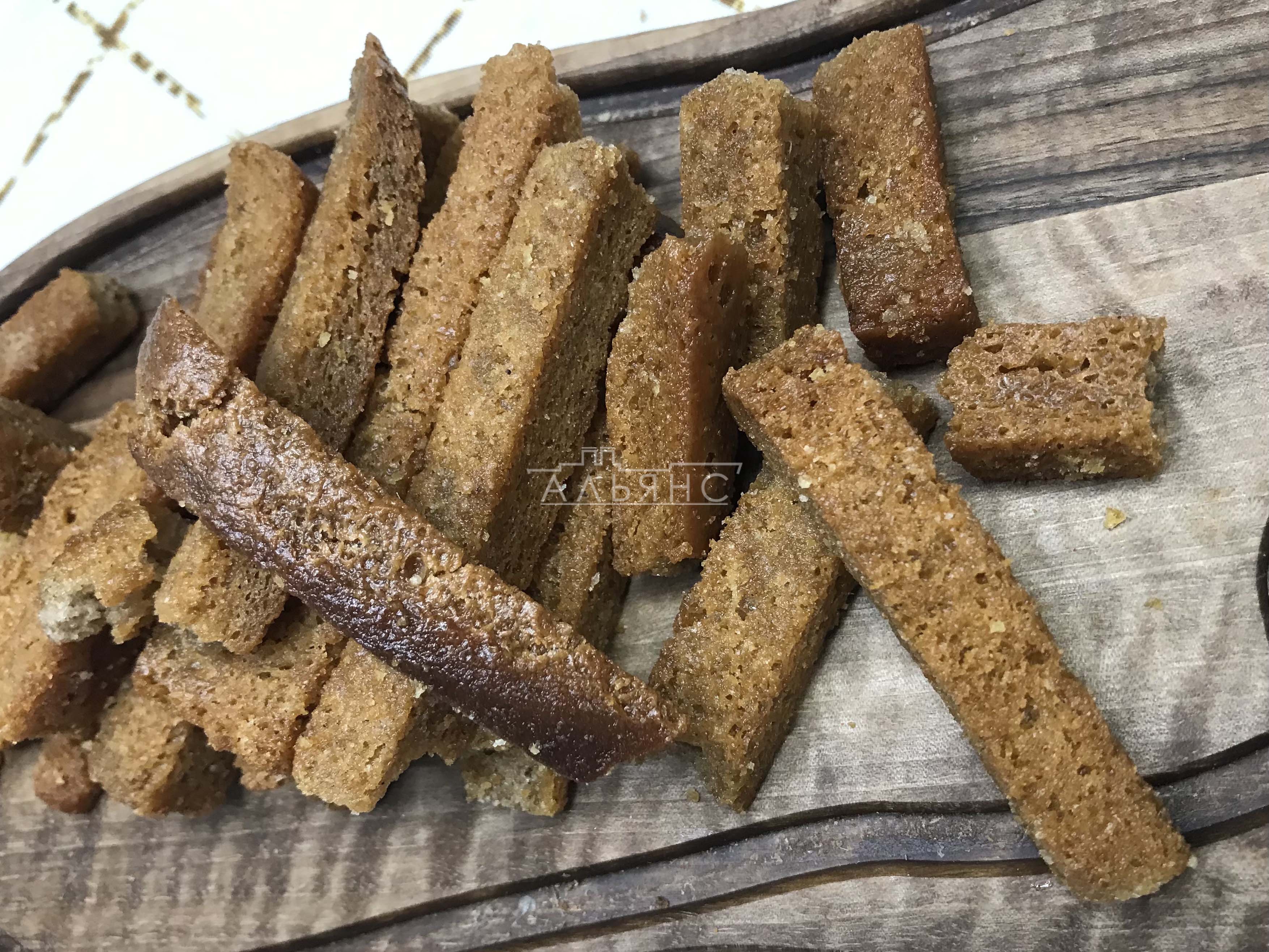 Деревенские гренки с чесноком в Твери