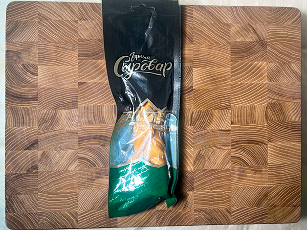 Сыр 100 гр ГОРНЫЙ СЫРОВАР (Косичка копчёная) в Твери