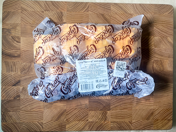 Сыр 1 кг ГОРНЫЙ СЫРОВАР (Бочата копчёный) в Твери